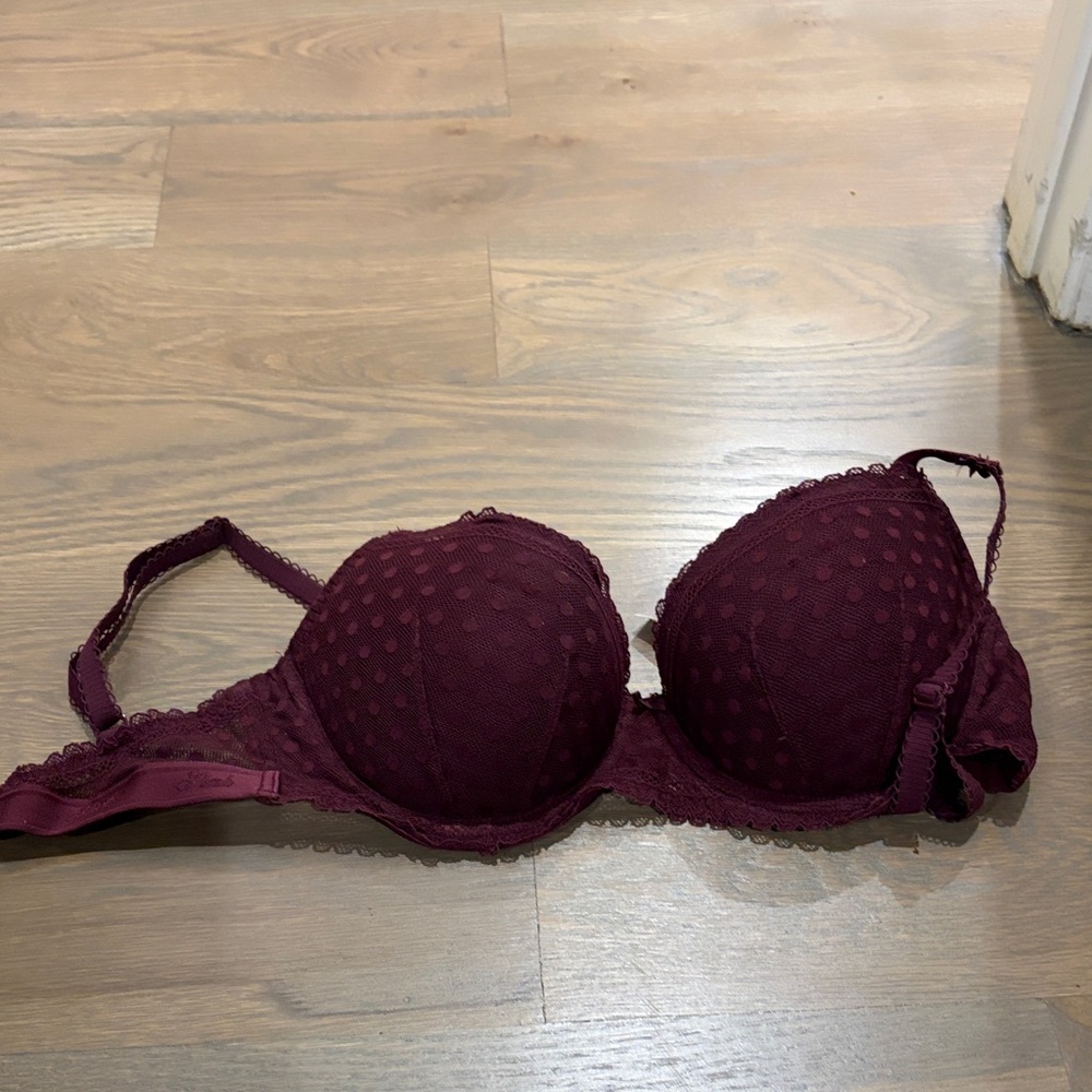 Elegant Lace Women's Bra - Burgundy